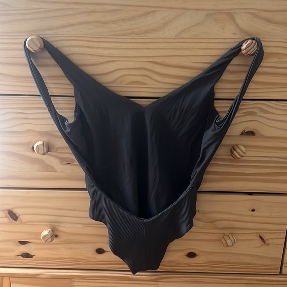 Boys + Arrows eagle swim suit - Picture 3 of 7